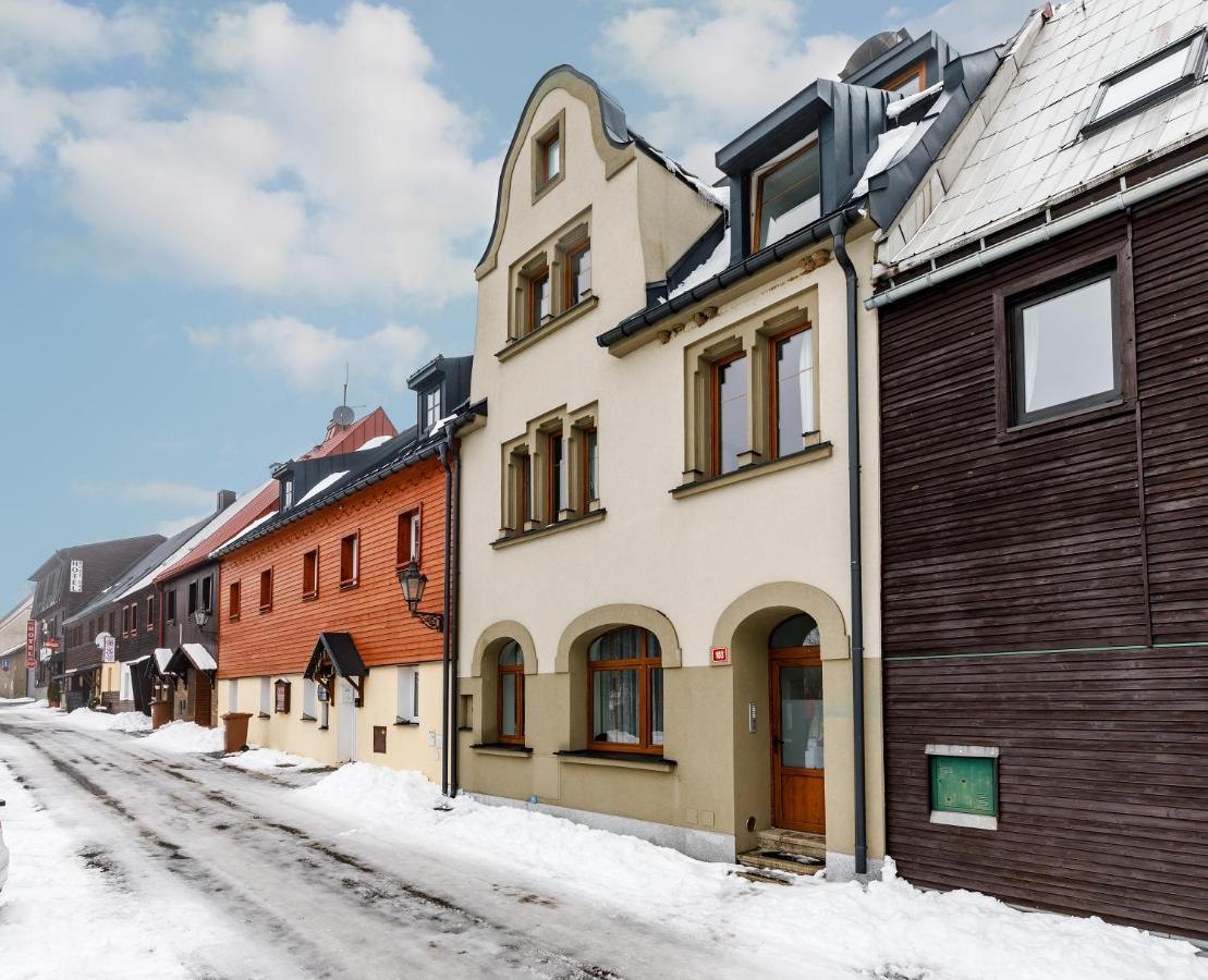 Bozi Apartmany I Boží Dar エクステリア 写真
